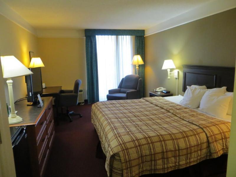 Holiday Inn Knoxville N - Merchant Drive By Ihg Экстерьер фото